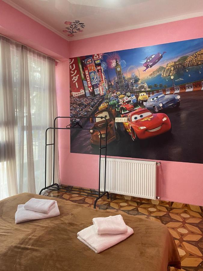 Hotel Saburtalo Roni Tbilissi Extérieur photo