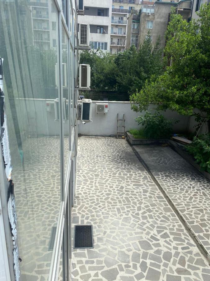 Hotel Saburtalo Roni Tbilissi Extérieur photo